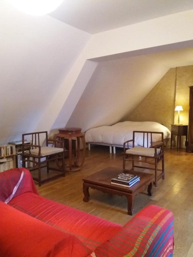 Presbytere De Bonsmoulins Luaran gambar